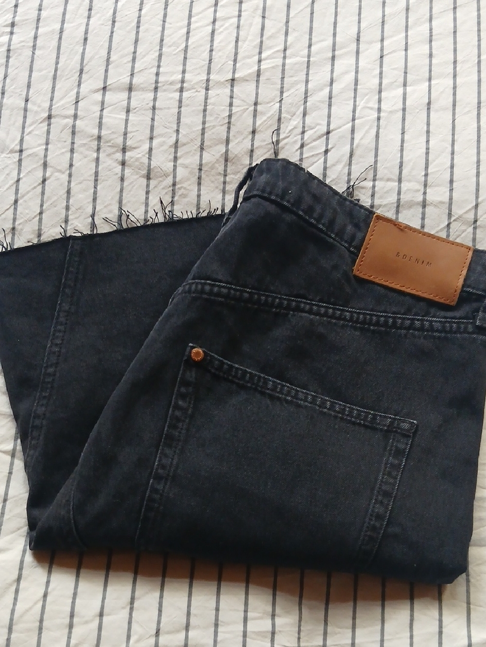 H&M Black Denim Skirt